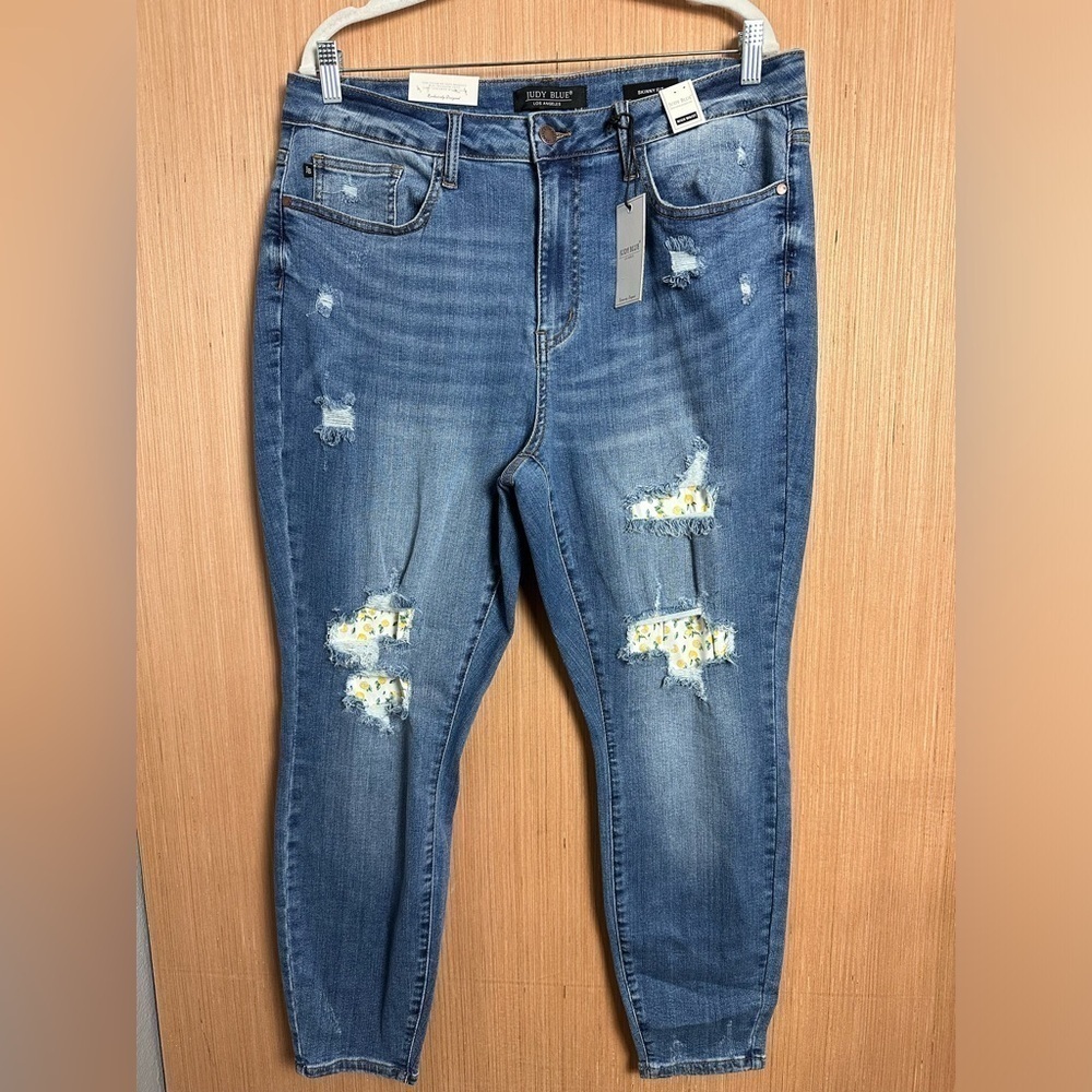 JUDY BLUE NWT Lemon Patch High Waist Skinny Jeans, Size 18W (v)